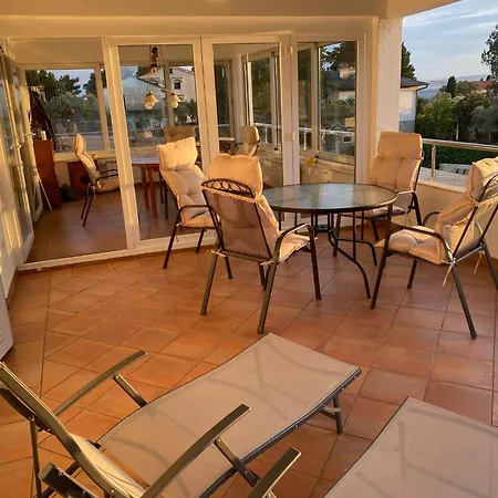 Sea Side Apartment Punat